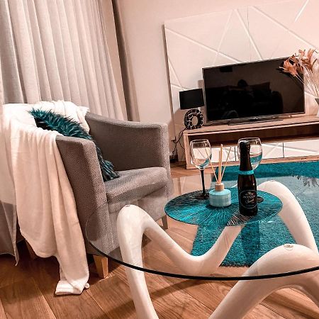 Apartament Solna 80 - Centrum Miasta Z Podziemnym Garazem Kielce Buitenkant foto