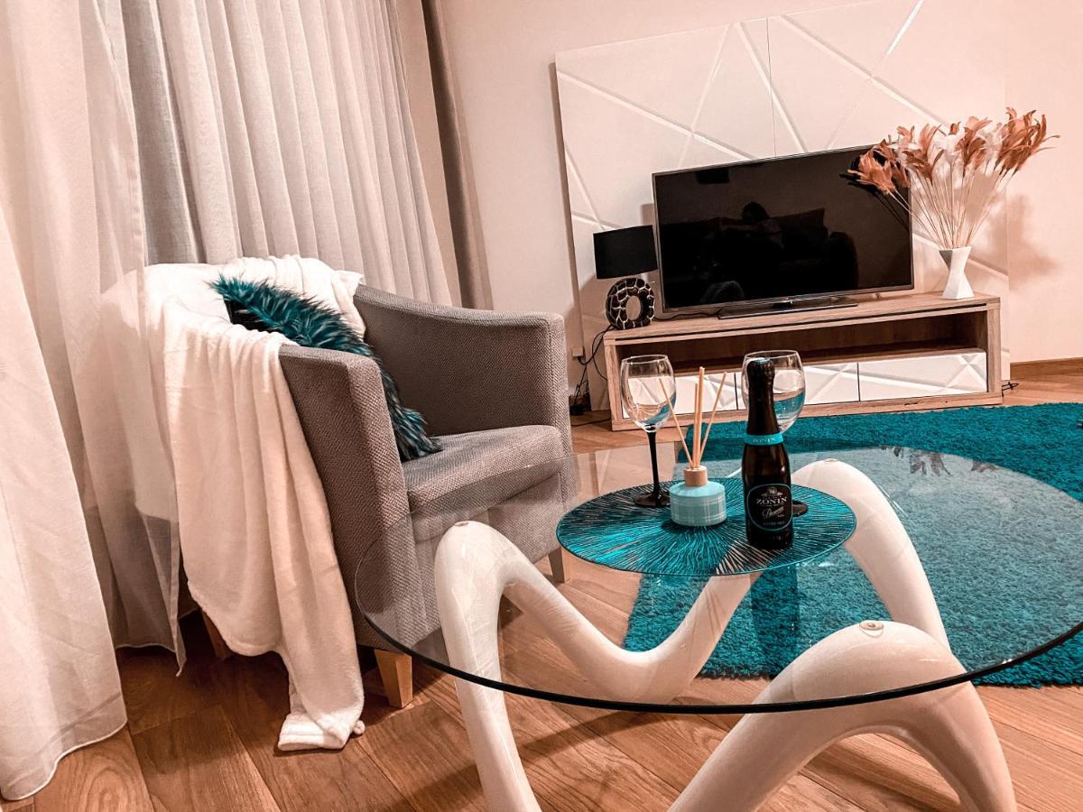 Apartament Solna 80 - Centrum Miasta Z Podziemnym Garazem Kielce Buitenkant foto