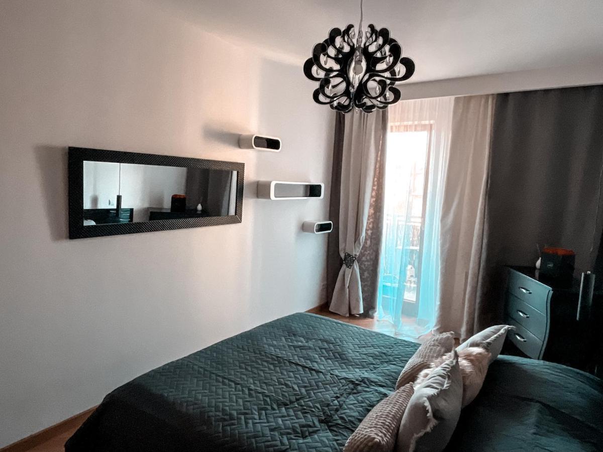 Apartament Solna 80 - Centrum Miasta Z Podziemnym Garazem Kielce Buitenkant foto