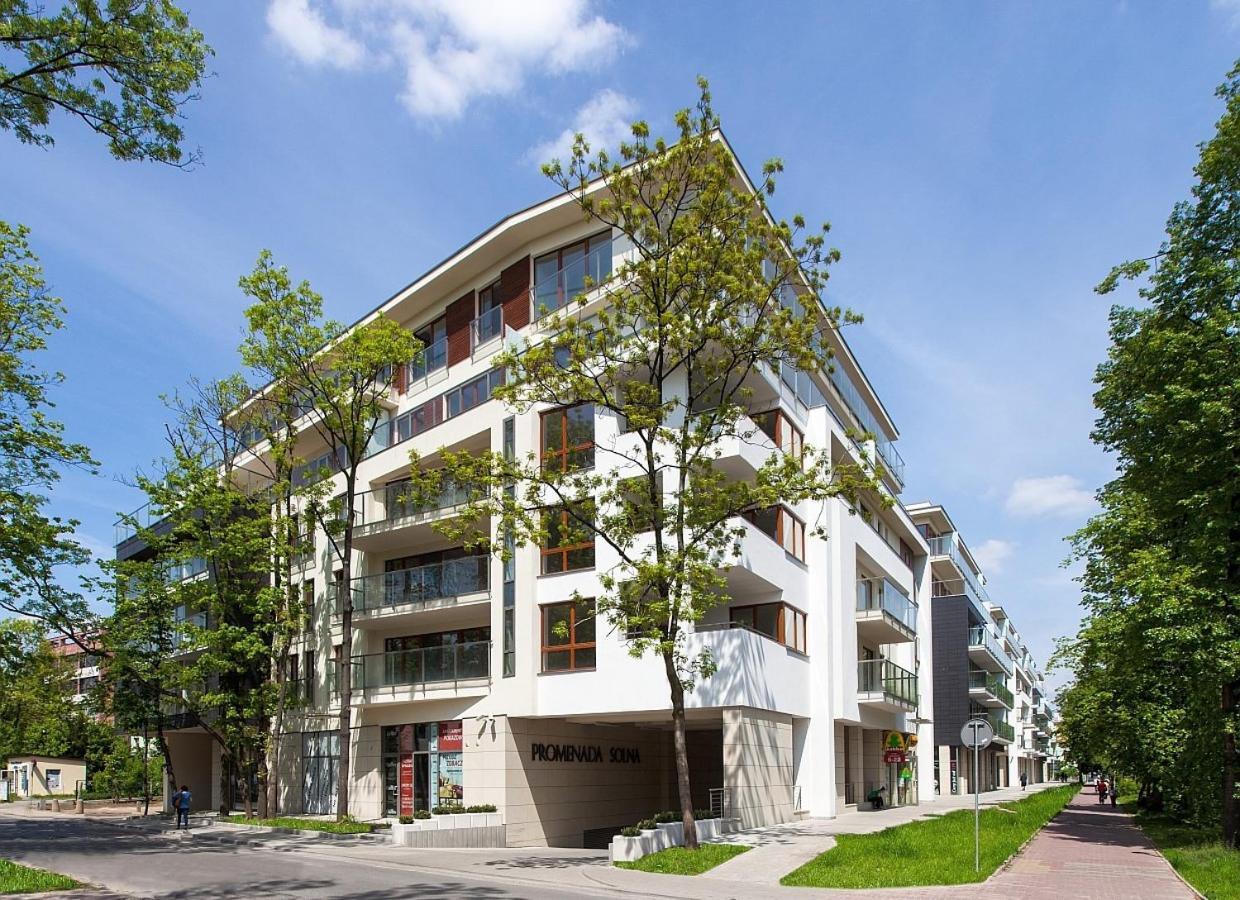 Apartament Solna 80 - Centrum Miasta Z Podziemnym Garazem Kielce Buitenkant foto