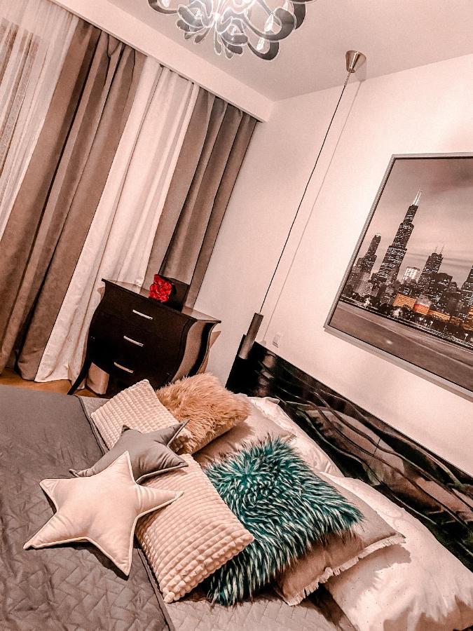 Apartament Solna 80 - Centrum Miasta Z Podziemnym Garazem Kielce Buitenkant foto